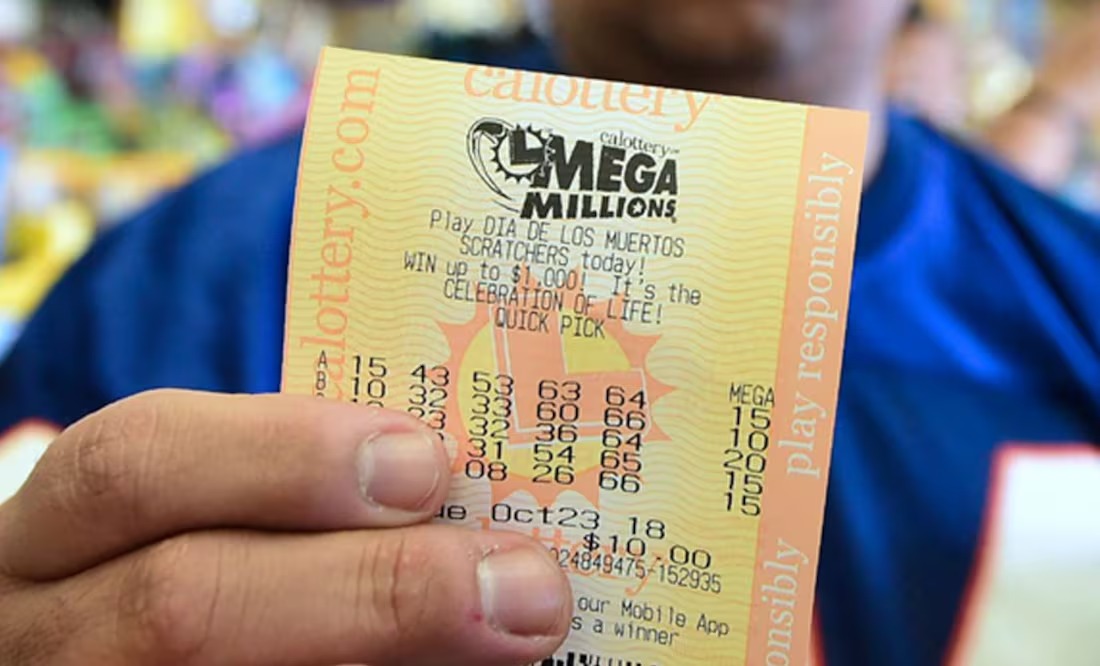 El Universal ticket