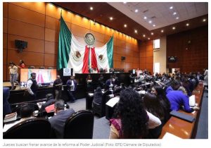 Jueces emiten suspensiones para frenar discusión de la reforma al Poder Judicial - FOTO EFE