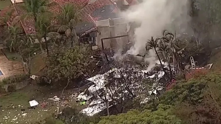 Plane Crash - BBC