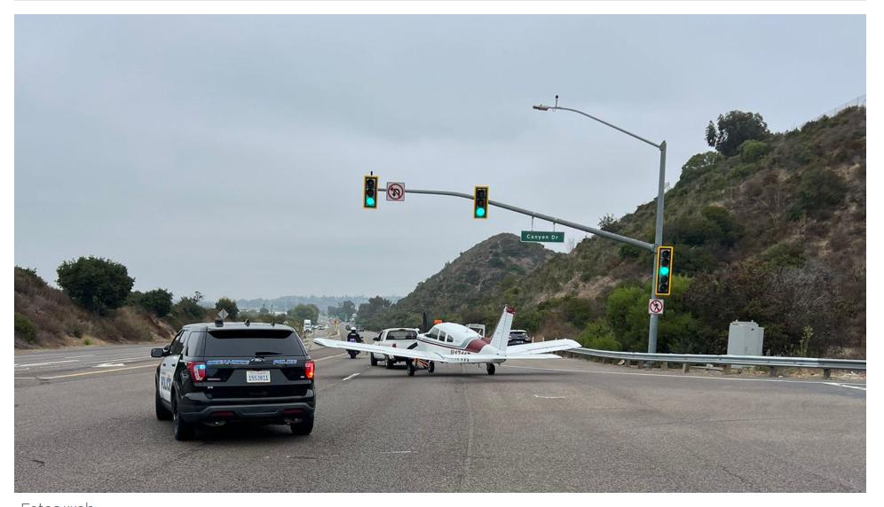 Avioneta cargada con drogas aterrizó en una carretera de San Diego, CA