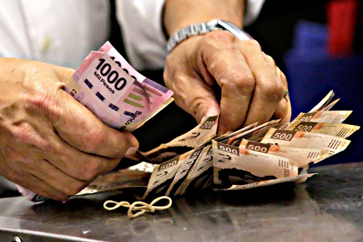 Dinero - bcs noticias