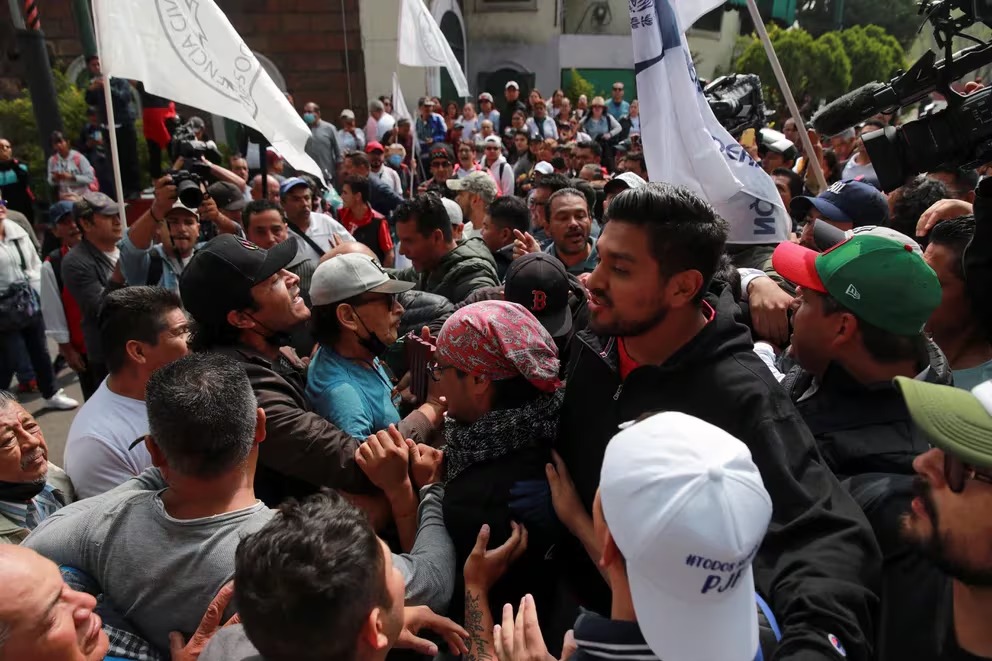 Protesta Infobae