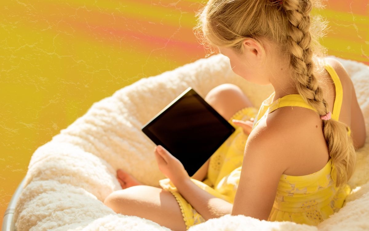 Niña ipad - Aristegui