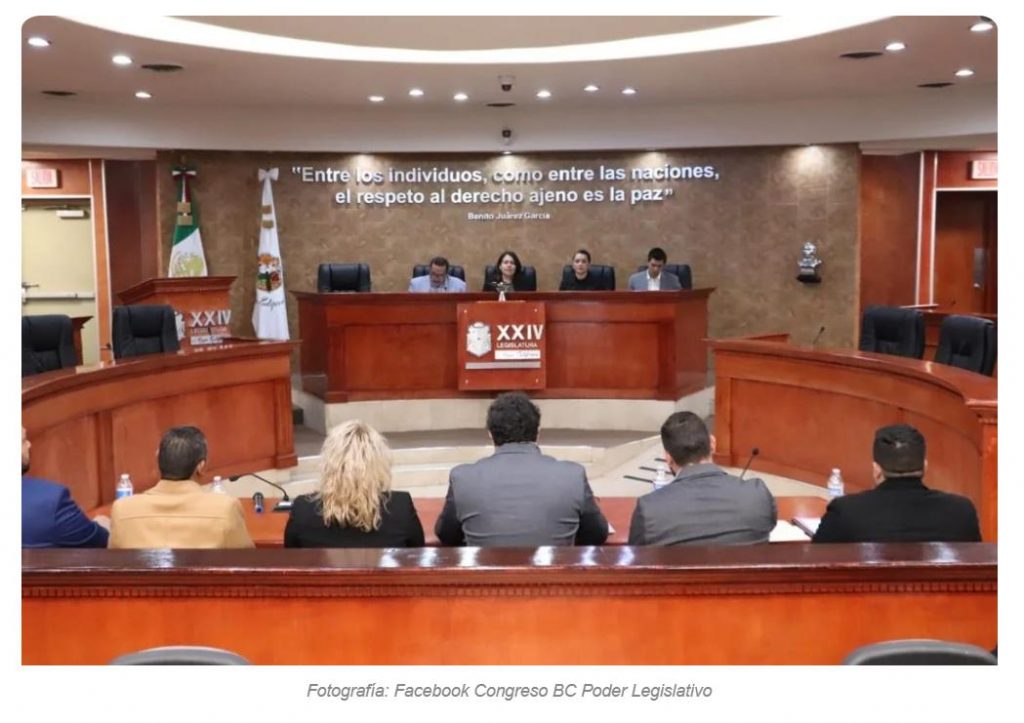 Fotografía Facebook Congreso de Baja California, Poder Legislativo