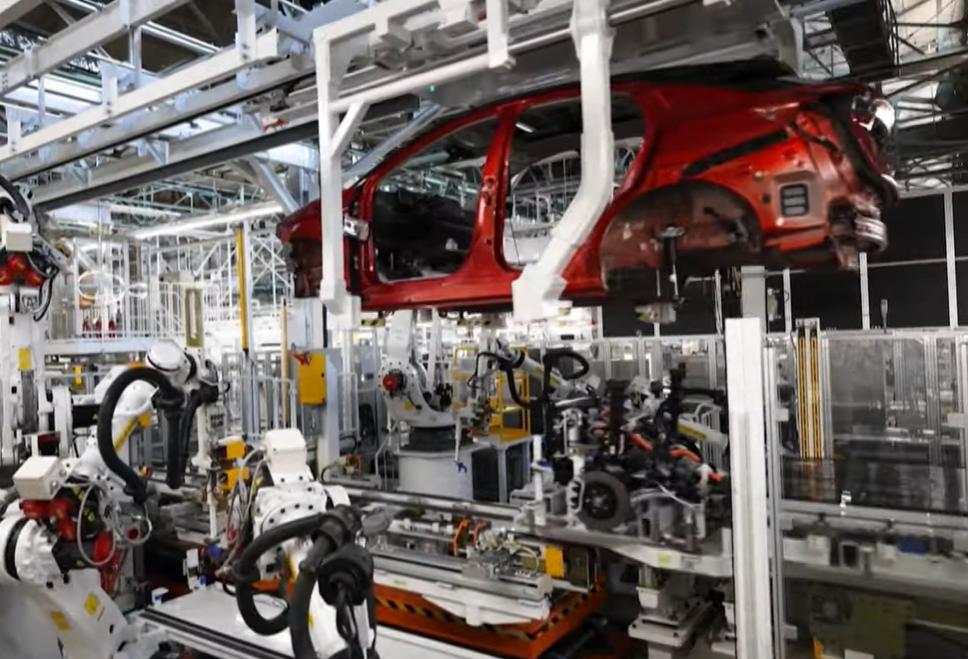 Posible fusión entre Honda y Nissan para frenar la creciente competencia china