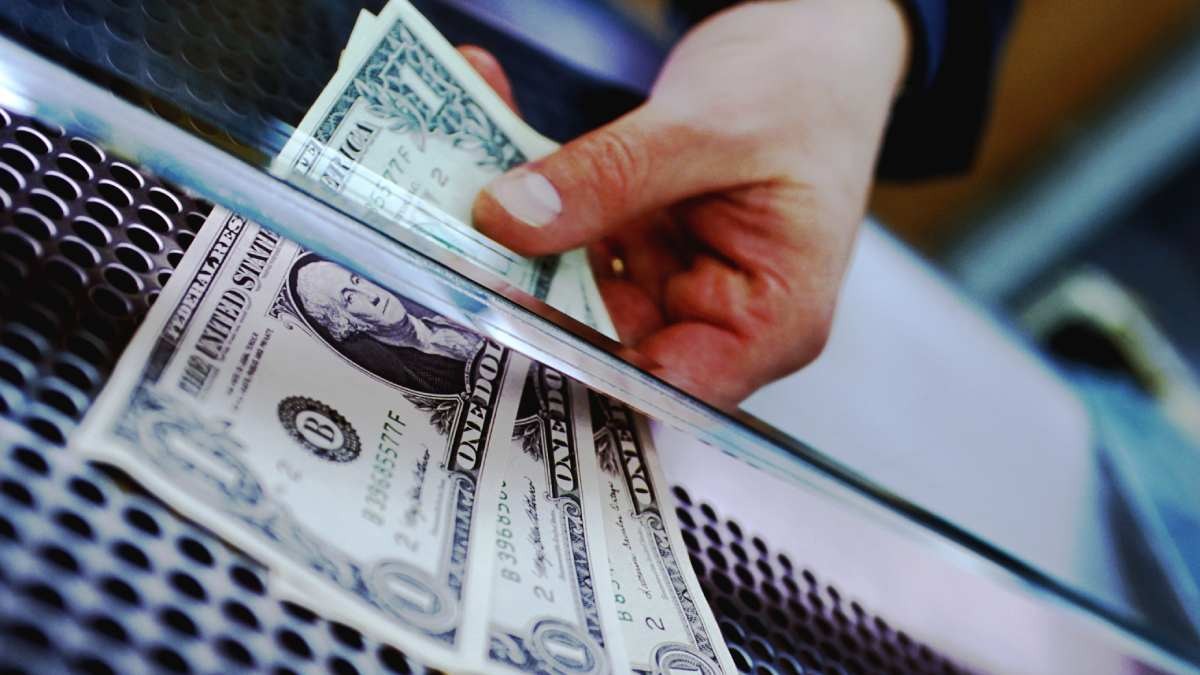 Dolar - unotv.com