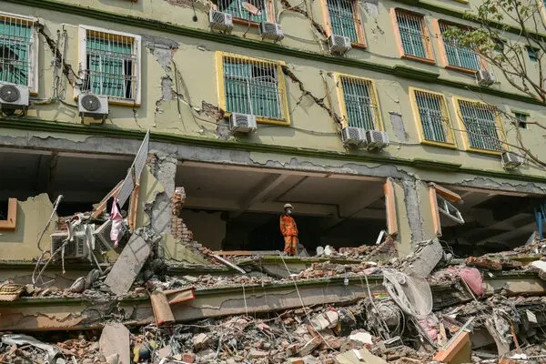 Terremoto Birmania - Nytimes