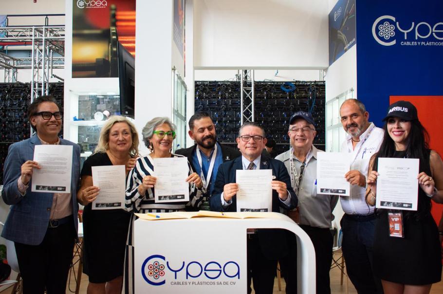 CYPSA en Famex, firma convenio de colaboración trasnacional