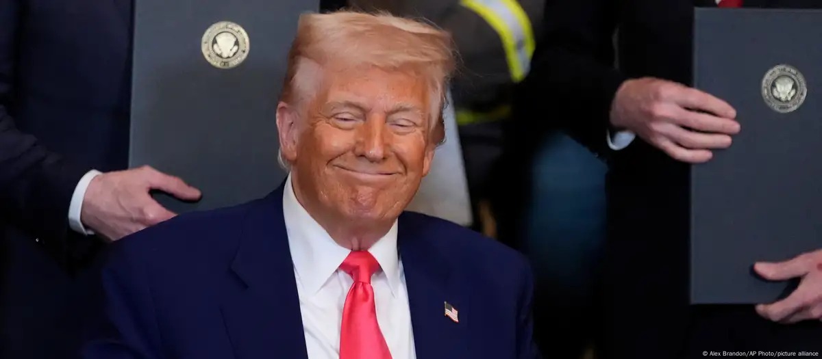 Donald Trump DW (2)