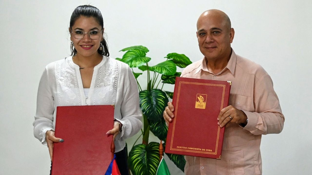Morena cuba 24 horas