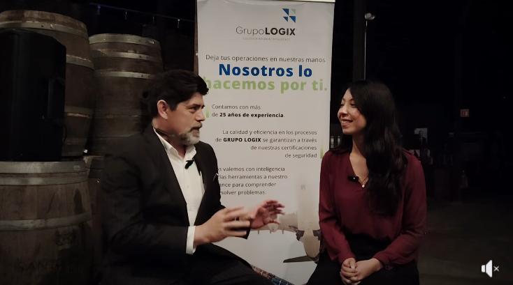 Sofía Castro entrevistada por Max Adame en Ensenada