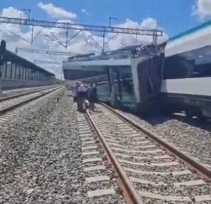 Así las primeras imágenes en la estación Izamal del Tren Maya tras el descarrilamiento.