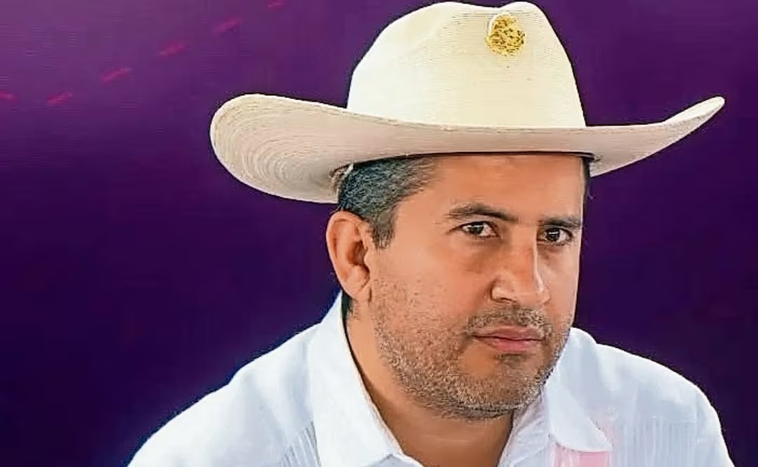 Carlos manzo (3)