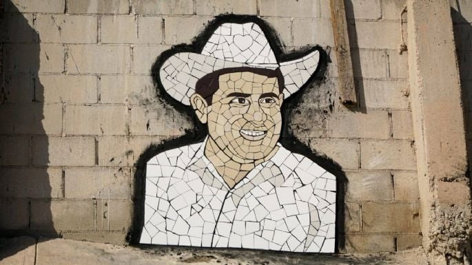 mural carlos manzo